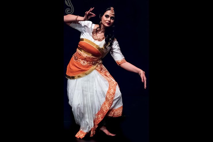 Dynamic footwork and grounded movements.